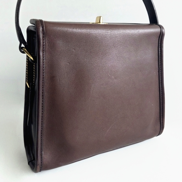 Coach Vintage 1997 Geometric Top Turnlock Bag In Mahogany Glove-Tanned Cowhide - Picture 14 of 16